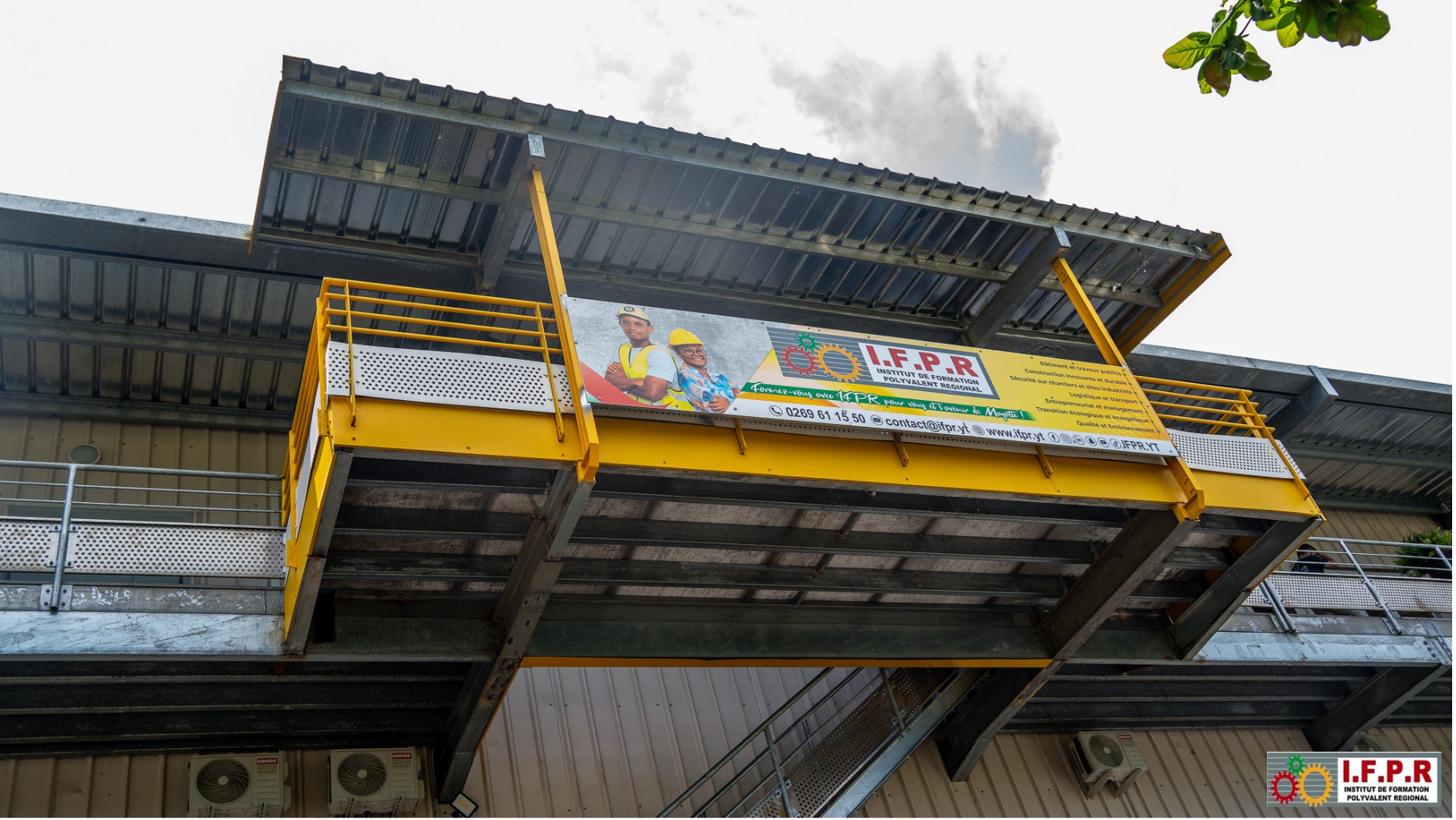 Bâtiment IFPR – vue extérieure du centre de formation à Longoni, Mayotte