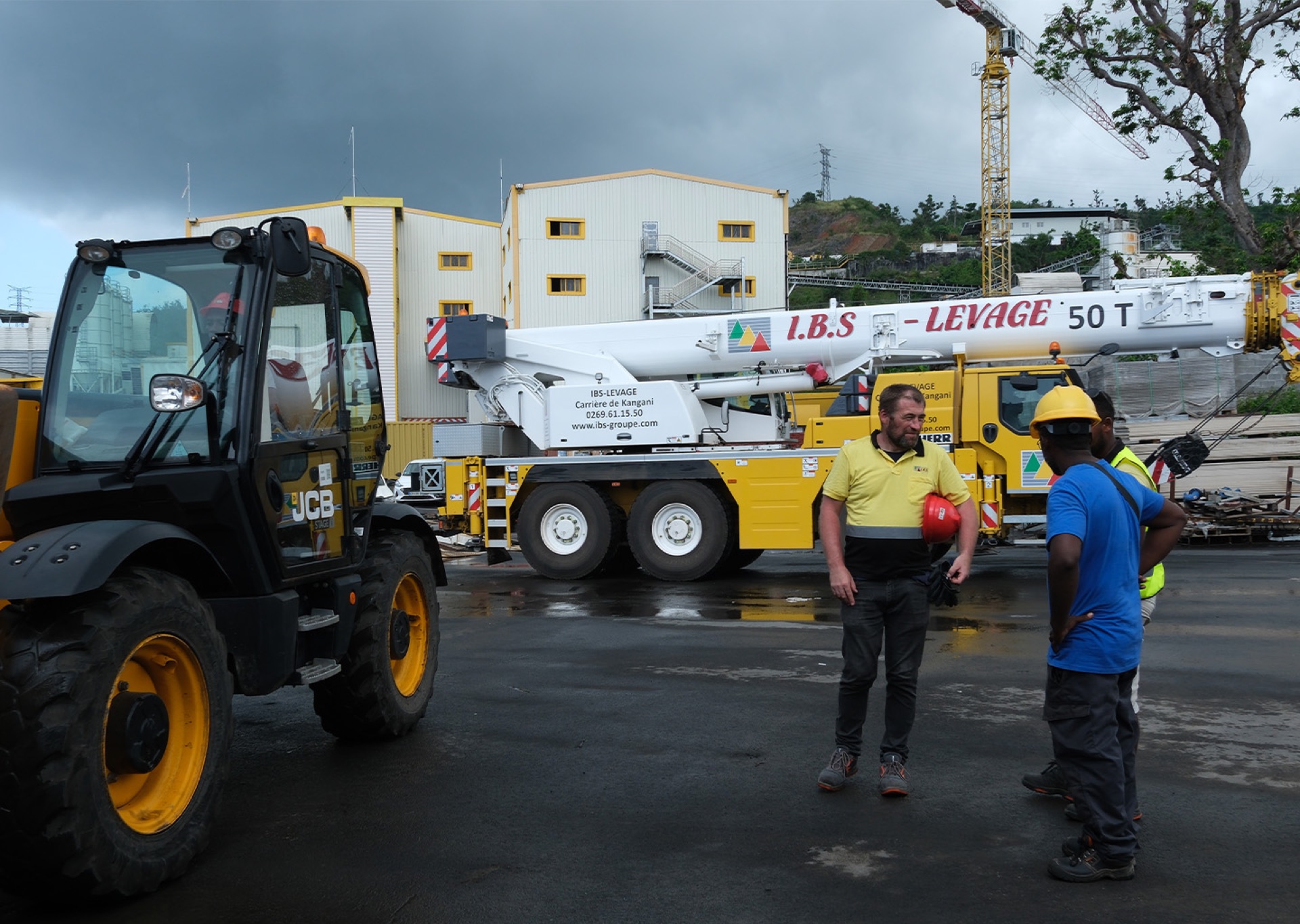 Grue mobile 50t IBS-Levage et chariot télescopique JCB – formation IFPR